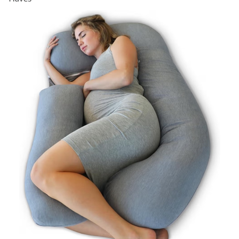 Full-Body Pregnancy Support Pillow in Light Gray
